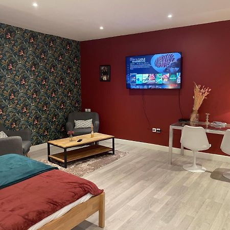 Le Relais Du Petit Lion Apartment Блоа Екстериор снимка