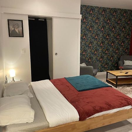Le Relais Du Petit Lion Apartment Блоа Екстериор снимка